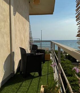 Magazzeno Bed & Breakfast | La Ventana al Mar
