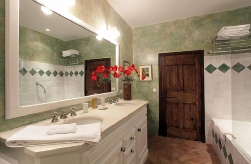 Crestet Bed & Breakfast | La Verrière