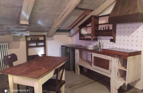 Cavour Bed & Breakfast | La Via'