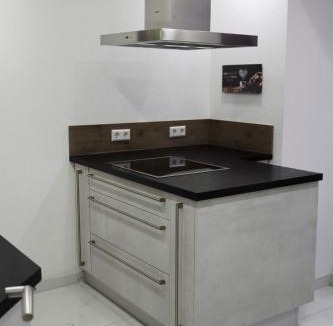 Schnetzenhausen Apartment | La Vida Lago