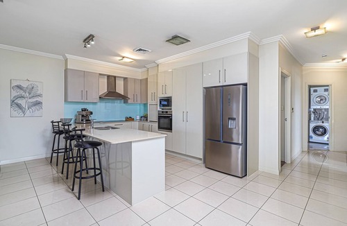 Redcliffe Apartment | La Vida on Anzac