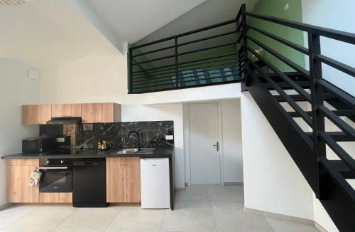 Saint-Symphorien-sur-Coise Apartment | La Vie est Belle