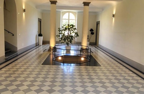 Livorno Apartment | LA VILLA APARTMENTS - Convenient for Sardinia and Corsica - 4 beds - Private Parking included with Camera