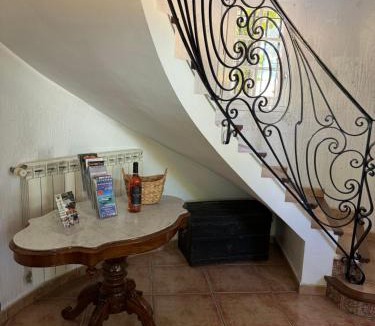 Bompas Villa | La Villa Catalane