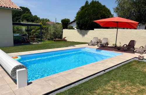 Saint-Vincent-de-Tyrosse Villa | La Villa Louca - Charme, Soleil & Détente aux Portes des Landes