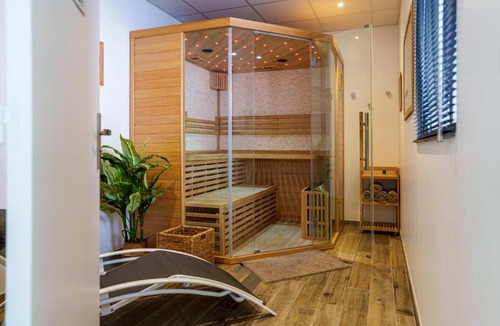 Saint-Prix Apartment | La Villa Perchée, Appartements Élégants, sauna Privé, sport, terrasses et Vue Panoramique, Parking protégé, proche PARIS