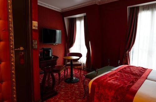 Pigalle Hotel | La Villa Royale