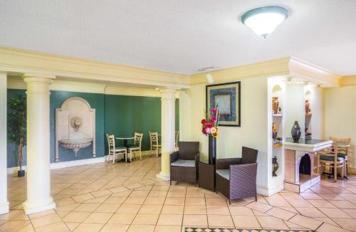 Eagle Pass Hotel | La Vista Express - Formerly La Quinta