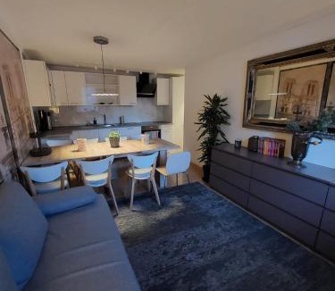 Oeffingen Apartment | La Vita e Bella