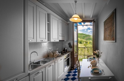 Massa e Cozzile Apartment | La Volata - Panoramic Apartment in the Medieval Heart of Massa e Cozzile