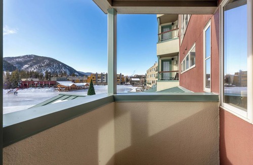 Lakeside Village Apartment | La1530-1