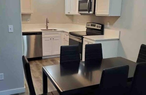 Olympia Apartment | Lacey trip