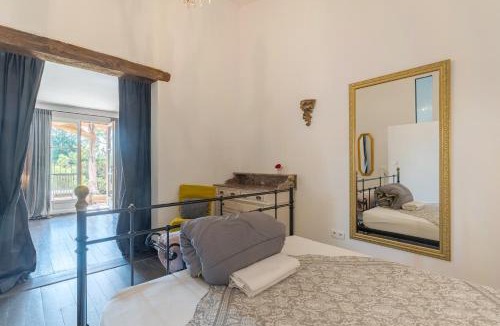 Lacoste Apartment | Lacoste Home