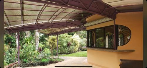 Tierras Morenas House | LaCusuca