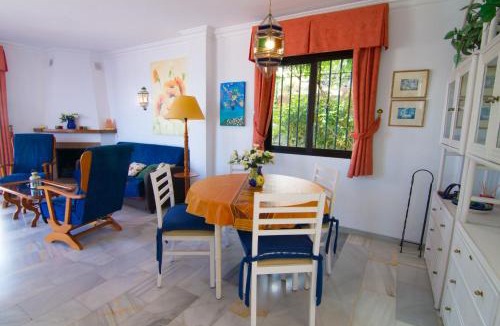 Punta Lara House | Ladera Pasillo Andaluz