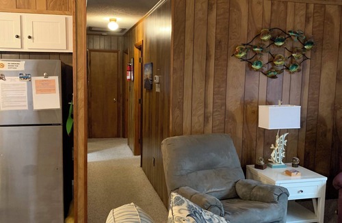 Nags Head Cottage | Lady Bug, Traditional Nags Head Charm Close To Beach Restaurants, Attractions.