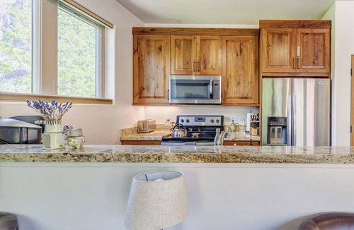 Zion National Park South Entrance Apartment | LaFave-Luxury Suite at Zion: The Zion Suite