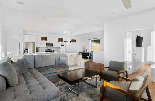 Lago Vista House | Lago Vista Home w/Game Room & Outdoor Tub!