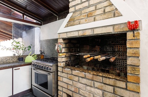 Lagoa da Conceicao Villa | Lagoa House - Comfort and Tranquility in Lagoa