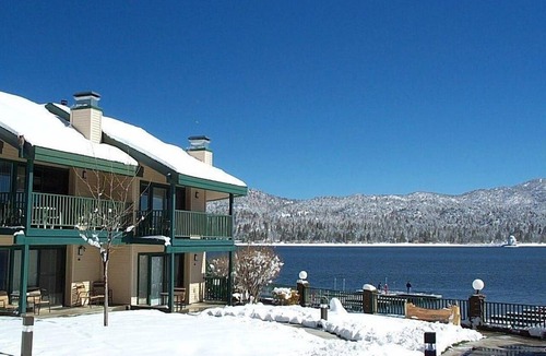 Big Bear Lake Hotel | Lagonita Lodge Resort - Heated Indoor Pool & Spa - Game Room - On The Lake 1