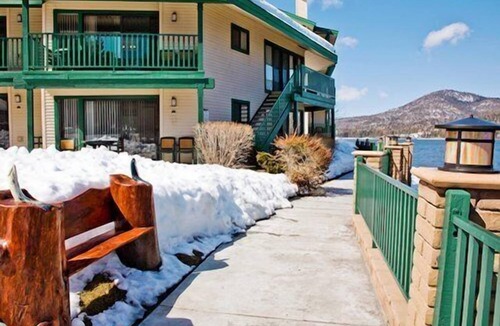 Big Bear Lake Hotel | Lagonita Lodge Resort - Heated Indoor Pool & Spa - Game Room - On The Lake 1