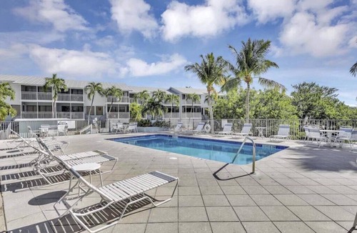 Rock Harbor House | Lagoon Front 3 Bedroom and Den, 4 Balcony, 3 Bathroom, 3 story Resort Townhouse