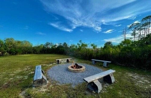 Port St. Joe House | Lagoon Front, Fire Pit, Quiet, Nature ~ Otter Cove