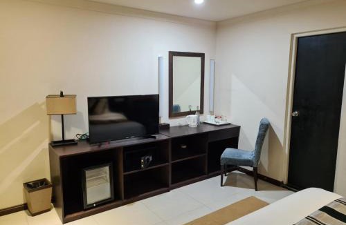 Hithadhoo Hotel | Lagoon Lodge