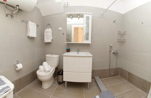 Argostoli Town Apartment | Lagoon view apartment - Orange Guest House