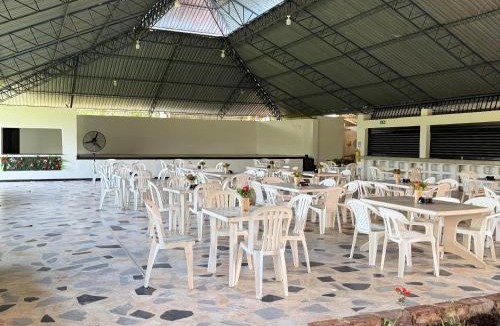 Villavicencio Hotel | Lagos de Samarcanda