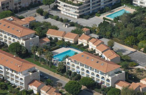 Le Lavandou Apartment | Lagrange Vacances Le Domaine d’Azur et Tahiti Park