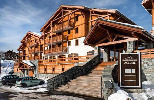 Les Saisies Resort | Lagrange Vacances Les Chalets d'Emeraude