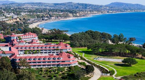 Lantern District Resort | Laguna Cliffs Marriott Resort & Spa