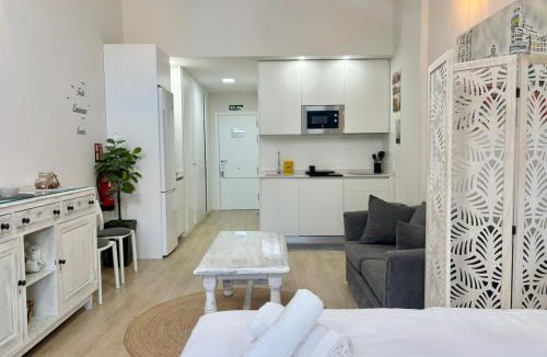 San Andres Apartment | Laguna del Marquesado ideal visitar Madrid con piscina