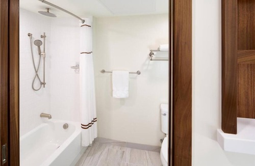 Kaanapali Hotel | Lahaina Beach Getaway Destination! Steps from Ka'anapali Surf Club, Pool