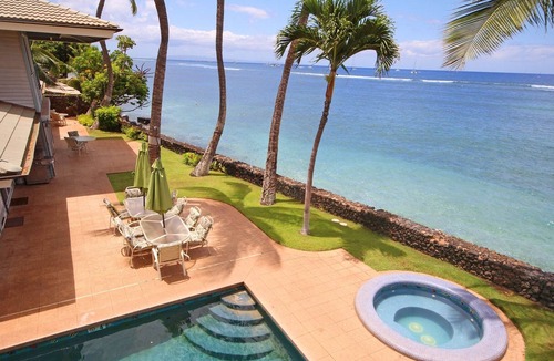 Historic Lahaina Front Street House | Lahaina Oceanfront Estates 7 bdms Walk to Lahaina