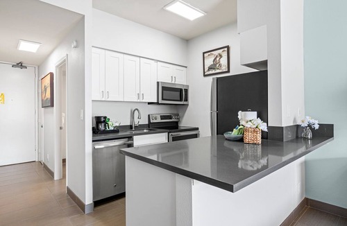 Historic Lahaina Front Street Condo | Lahaina Shores 612 – Relaxing Oceanfront Retreat