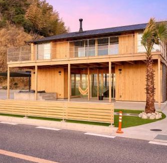 Sumoto Villa | Laina Sunset