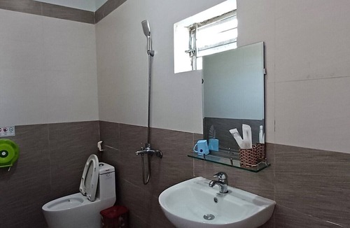 Lien Son Hotel | LAK VIEW