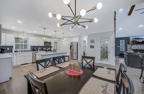 Briar Crest Woods House | Lake Access! Brier Crest Retreat, Huge 3 Floor, Home Theater