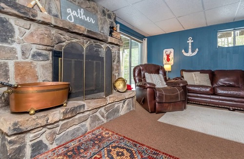 Sky Valley House | Lake access chalet with lots of community amenities!