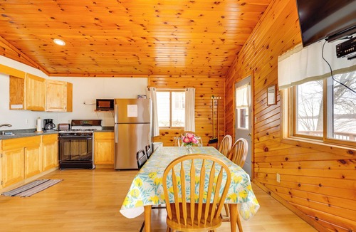 Ainsworth Cabin | Lake Access & Pier: Northwoods Fishing Cabin