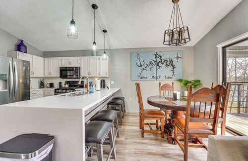 Golden House | Lake Access & Views! Table Rock Lake Family Escape