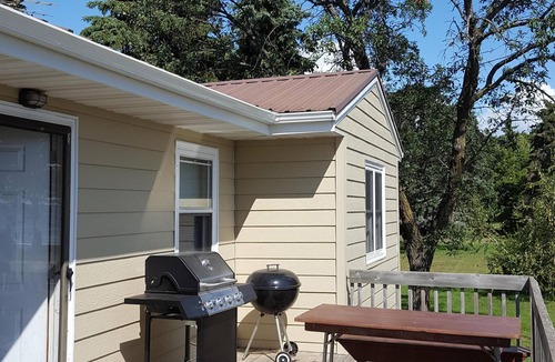 Devils Lake House | Lake Cabin for Rent on the Shores of Beautiful Devils Lake, ND.