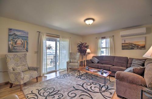 St. Albans House | Lake Champlain Home w/Decks, Kayaks & Fire Pit!