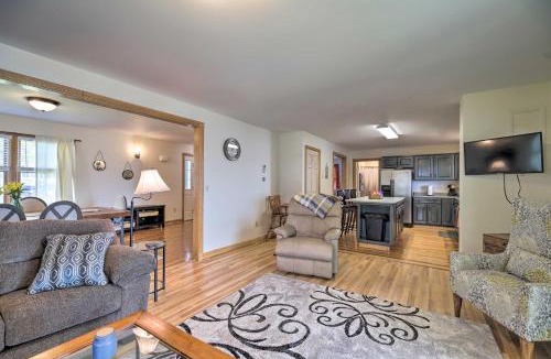 St. Albans House | Lake Champlain Home w/Decks, Kayaks & Fire Pit!