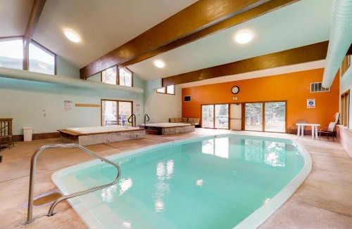 Dillon Apartment | Lake Cliffe 302