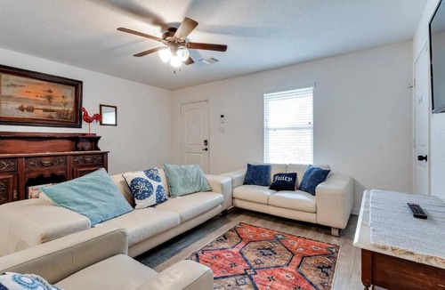Willis House | Lake Conroe Escape - Docked at the Cove 3BR