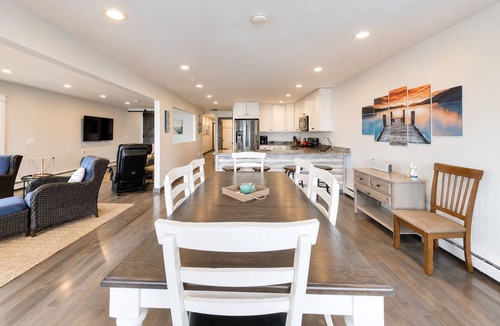 Powers Lake House | Lake Daze | Lakefront Powers Lake Home, Sleeps 11