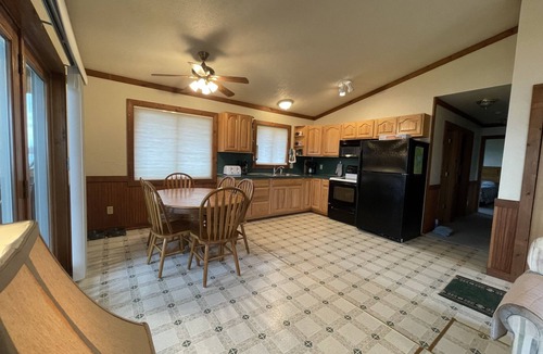Germfask Cabin | Lake Facing 3 bedroom Cabin near amazing UP destinations